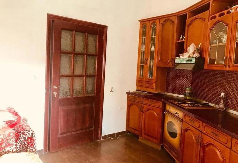 호스텔 Anas Apartment