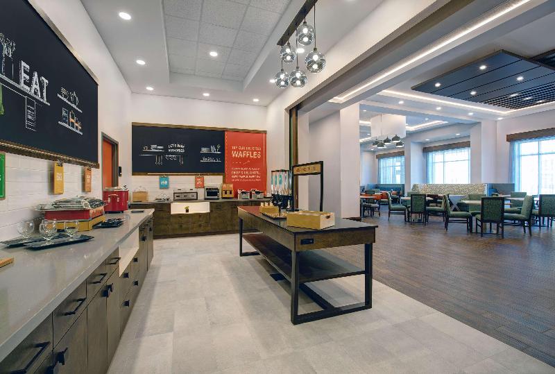 בית מלון כפרי Hampton Inn & Suites By Hilton Waterloo St. Jacobs