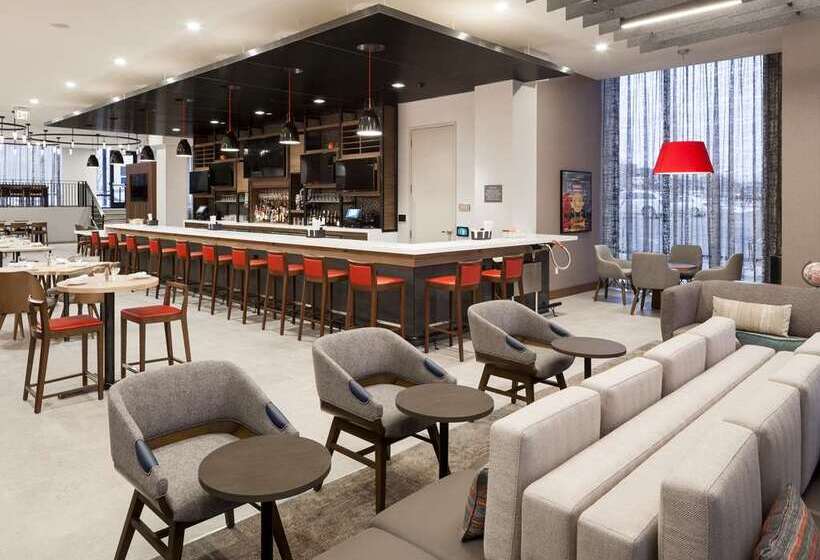 Hotel Hilton Garden Inn Madison Downtown