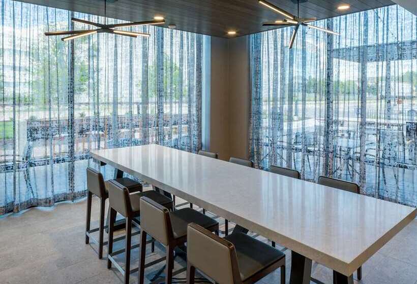 Hotel Hilton Garden Inn Madison Downtown