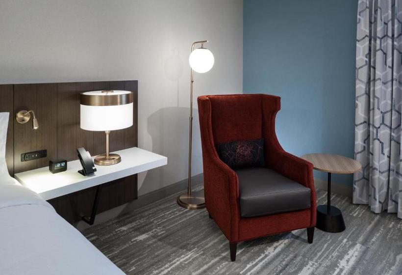 Hotel Hilton Garden Inn Madison Downtown