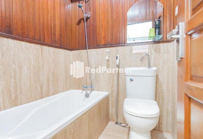 هتل Langkar Guest House Syariah Mitra Reddoorz