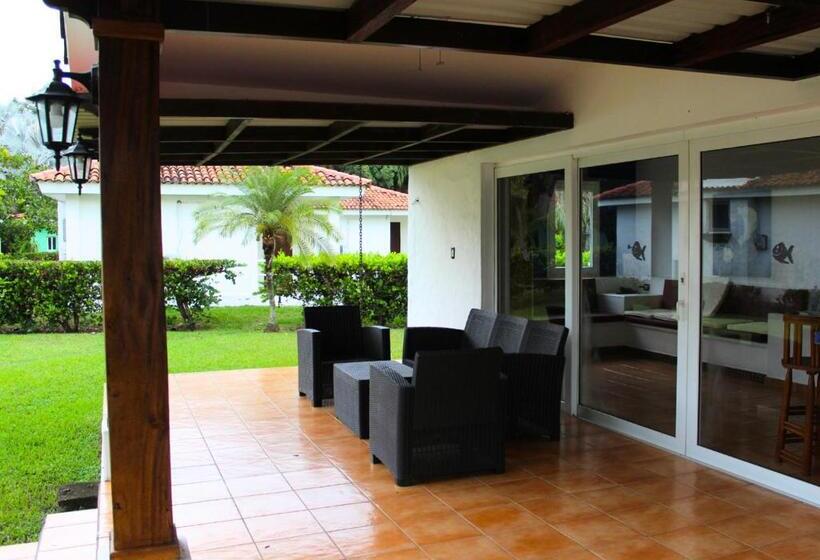 هتل Las Veraneras Villas & Resort