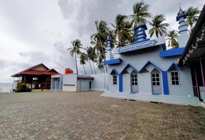 فندق Reddoorz @ Sunset Resort Bau Bau