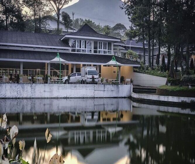 فندق Resort Agrowisata Perkebunan Tambi