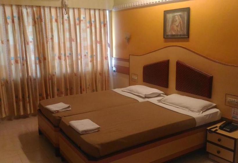 Отель Townhouse Oak Vihar Deluxe