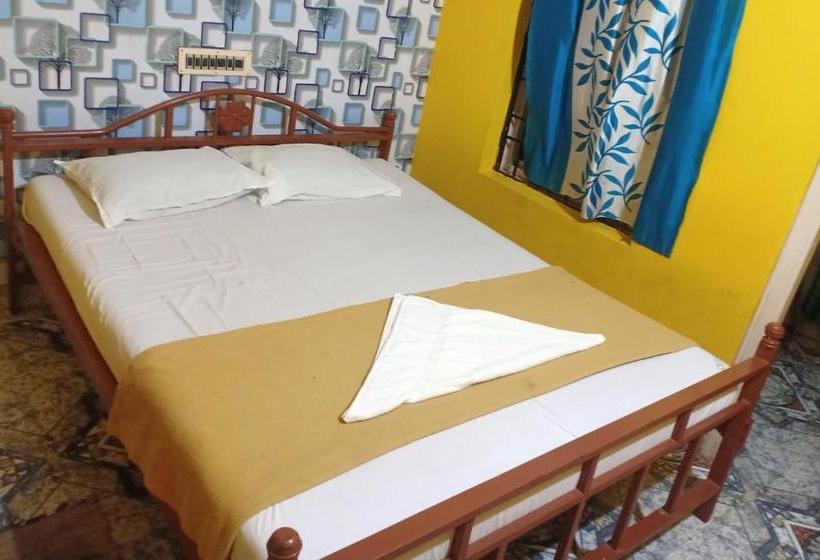 בית מלון כפרי Yelagiri Residency Pure Veg