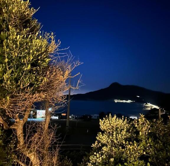 مبيت وإفطار Alelca Domo