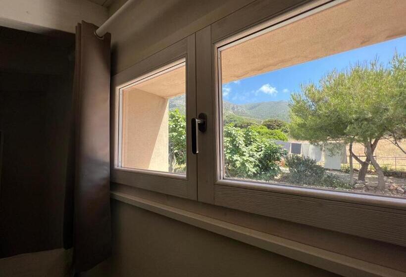 مبيت وإفطار Alelca Domo