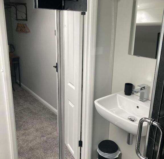 هتل Abbey Court Guest House