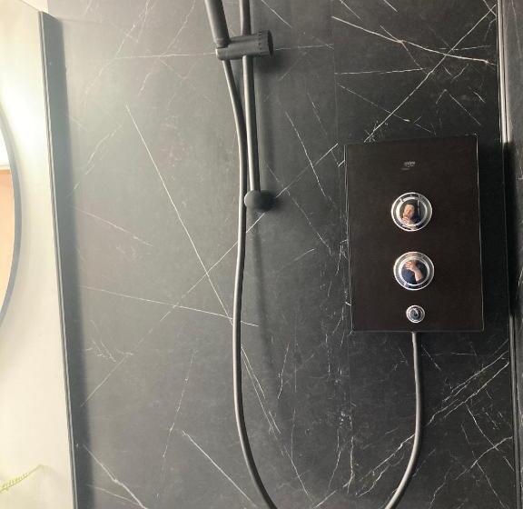 هتل Abbey Court Guest House