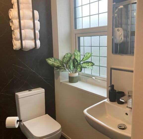 هتل Abbey Court Guest House