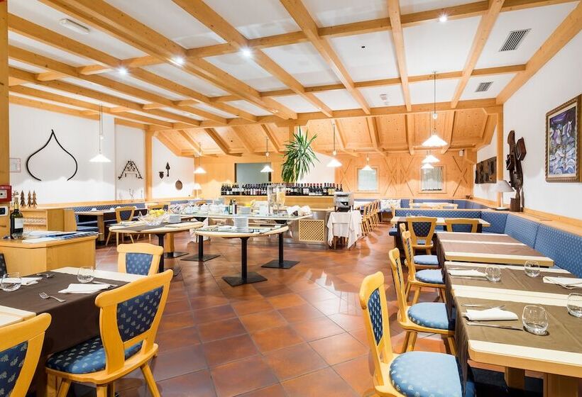 هتل Ambiez Residence