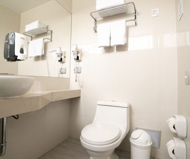 בית מלון כפרי Centro By Casa Andina