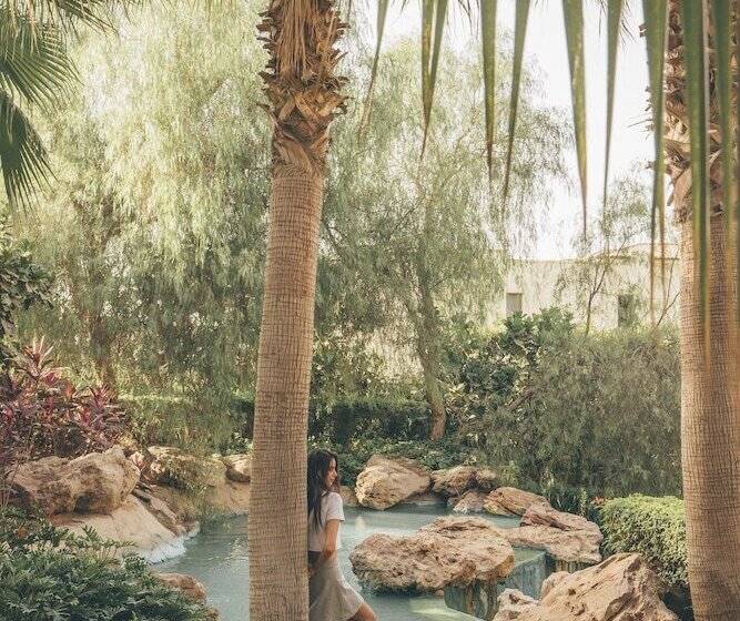 هتل Dusit Thani Lakeview Cairo