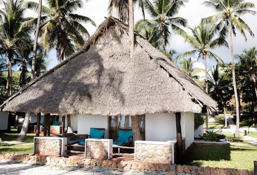 ホテル Karafuu Beach Resort & Spa