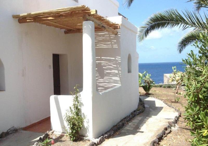 Отель La Sciara Resort