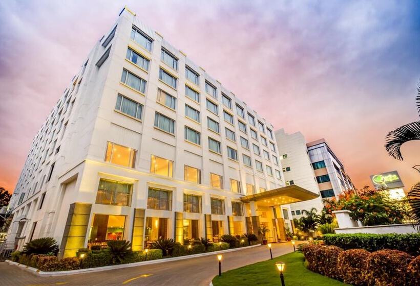 בית מלון כפרי Radha Regent, Chennai