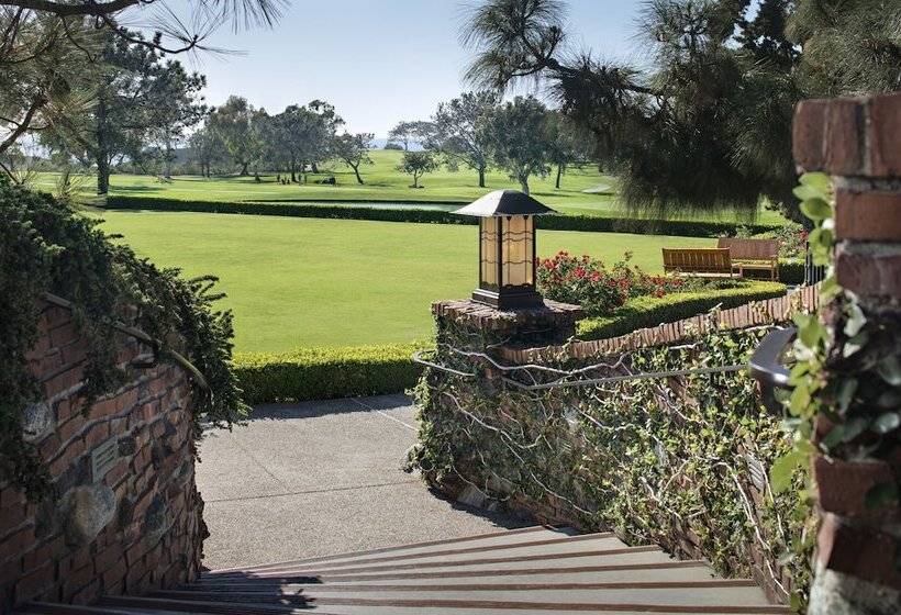 Отель The Lodge At Torrey Pines