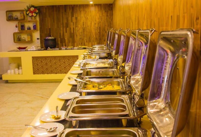 هتل Royal Regency