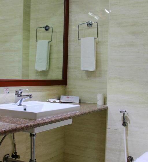 هتل Royal Regency