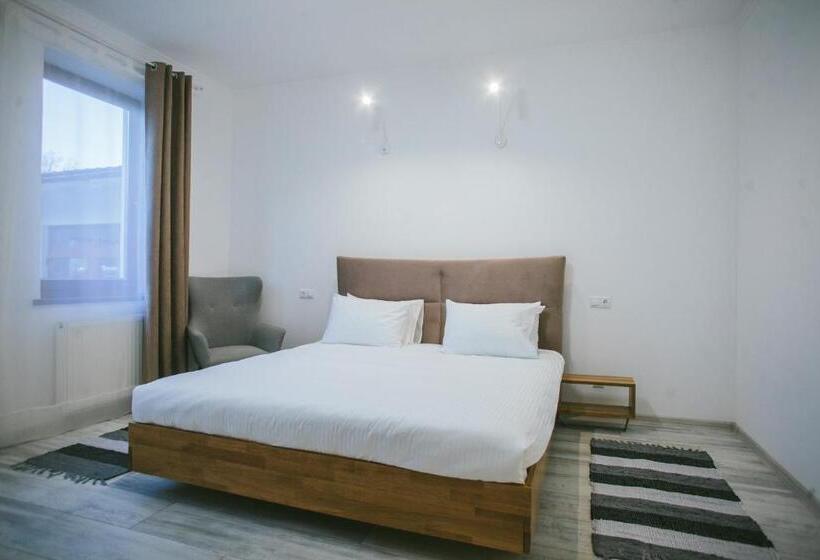 فندق صغير Dominion Relax Club
