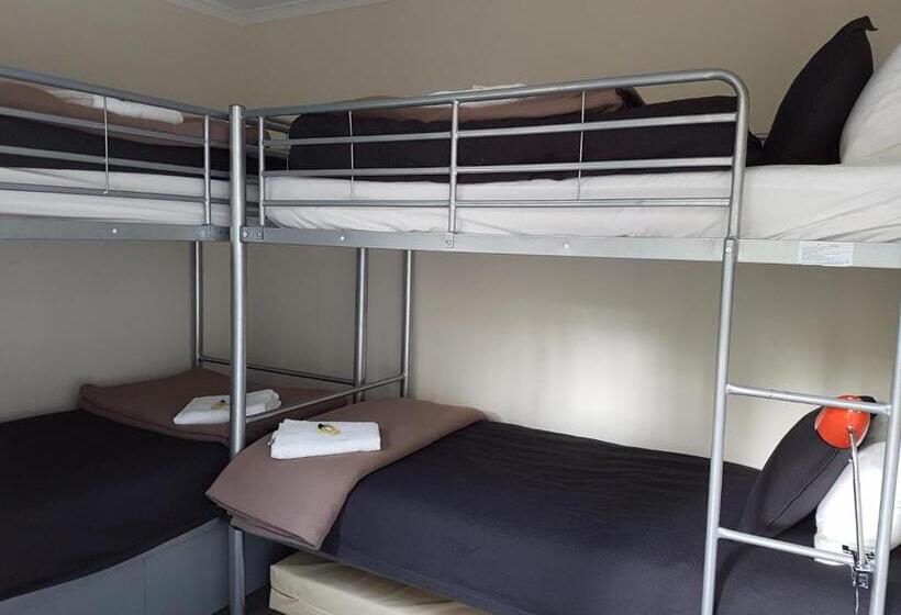 فندق صغير Tahune Airwalk Cabin And Lodge