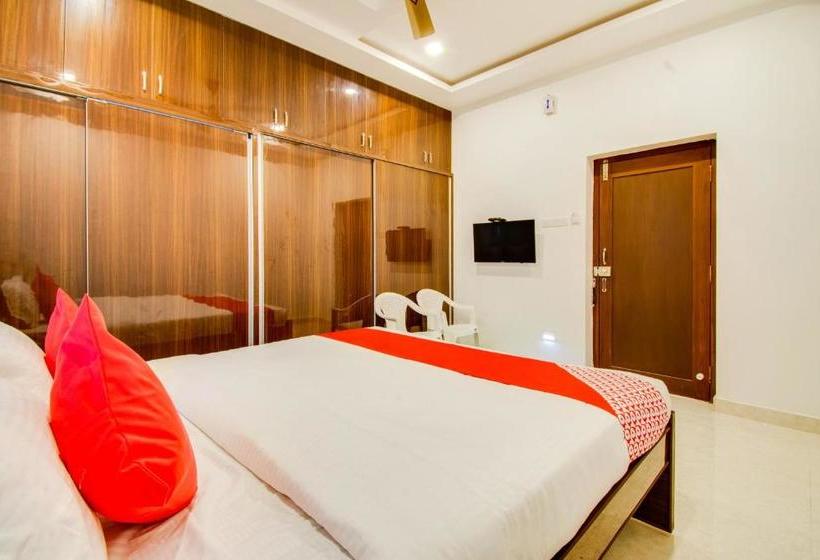 בית מלון כפרי Capital O 37958 Rvn Guest Inn