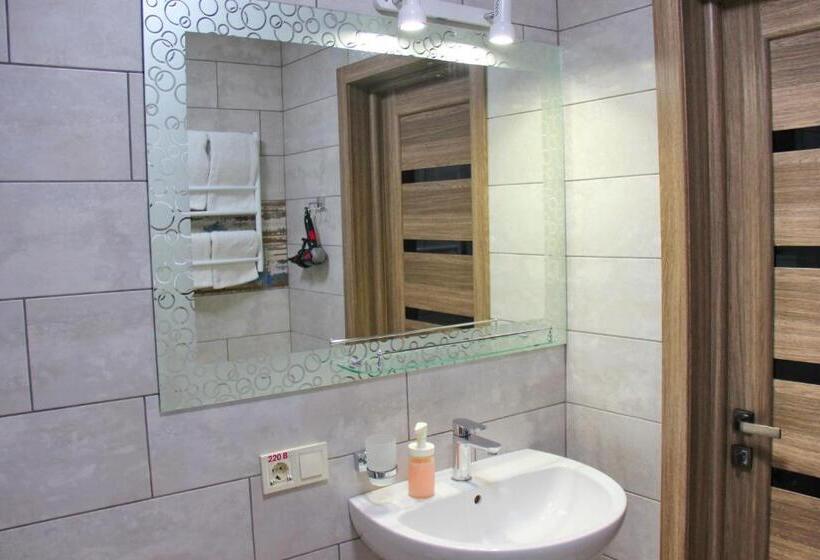 Molex Apartments 3