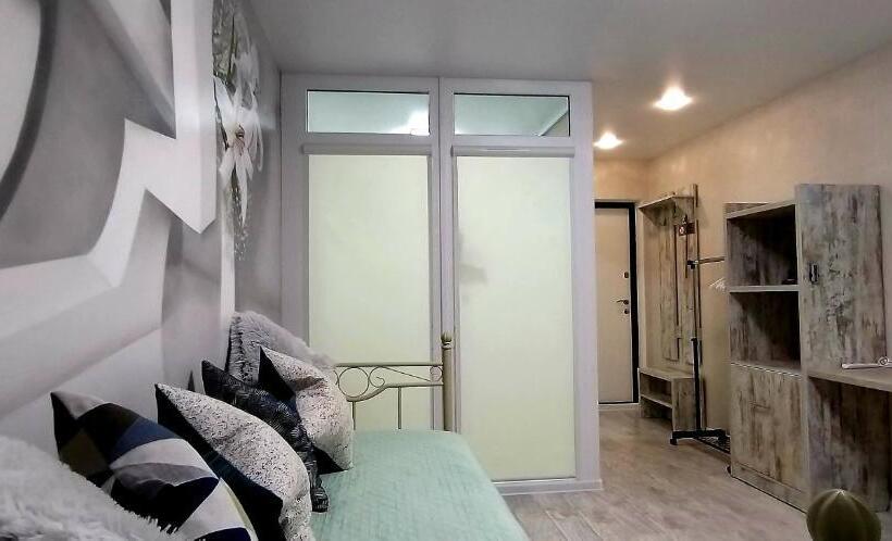 Molex Apartments 3