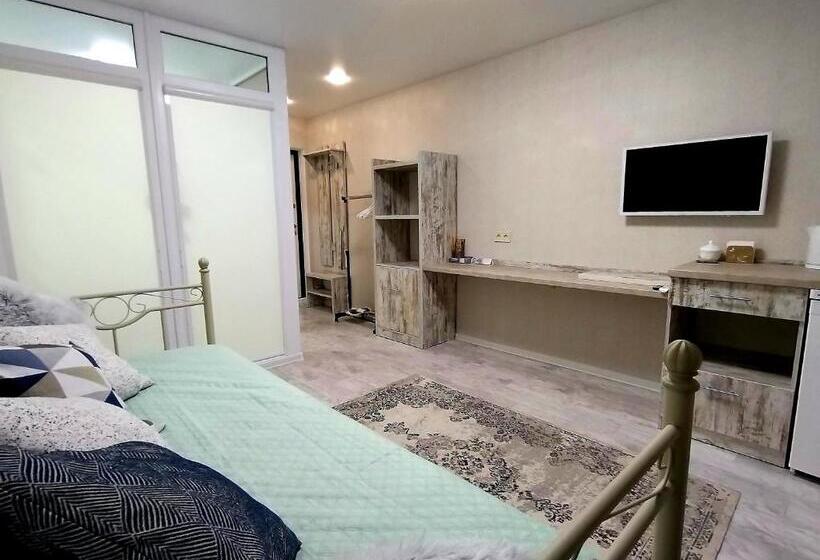 Molex Apartments 3