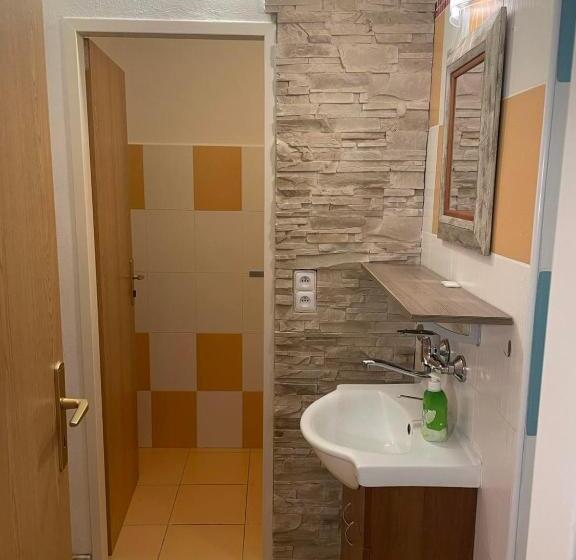 پانسیون Penzion Královské Lázně