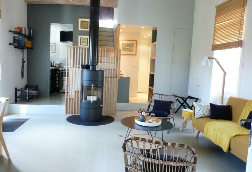 ベッドアンドブレックファースト La Maison De Madame Baudy