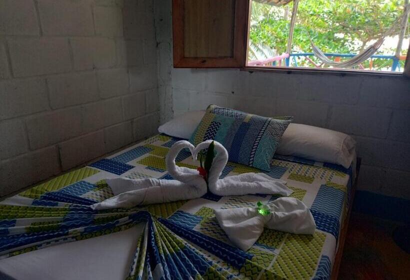 پانسیون Casa Hostal Playa Coral