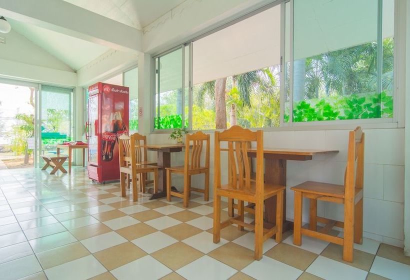 בית מלון כפרי Koh Lak Resort