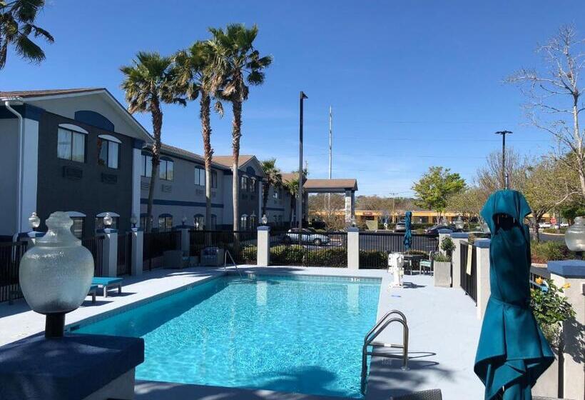 فندق Best Western Mayport Inn & Suites