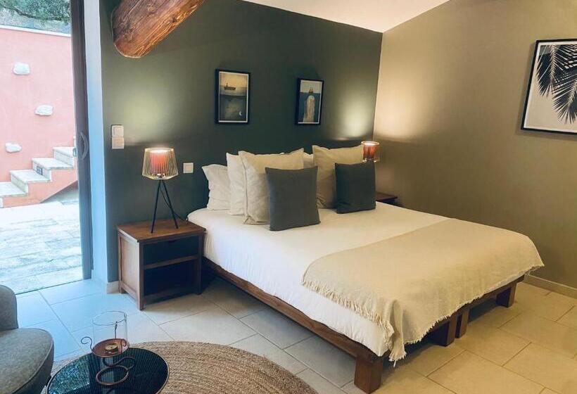 ホテル Le Jas De Joucas Hôtel Restaurant