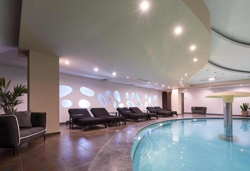 בית מלון כפרי Michelangelo Resort & Spa