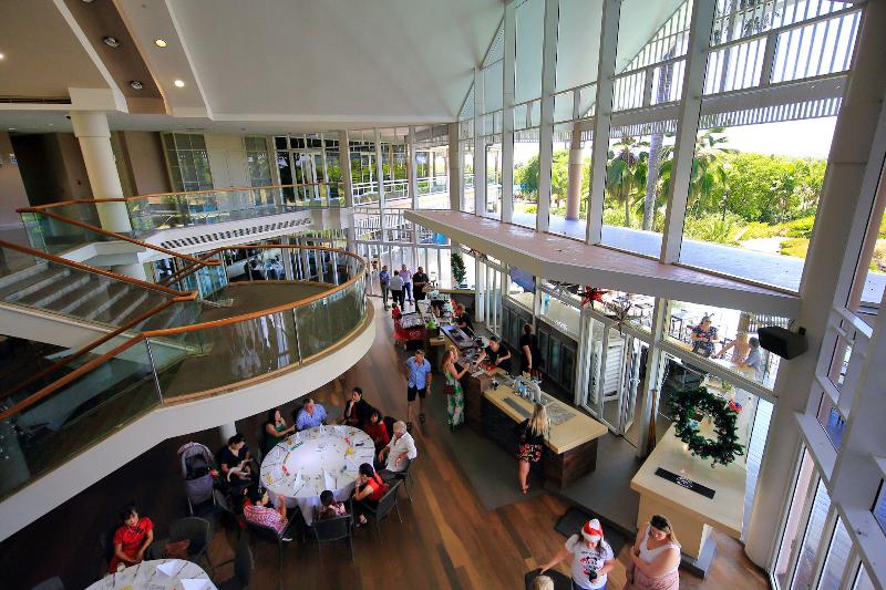 هتل Paradise Palms Resort