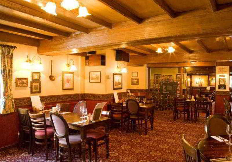 호텔 The Queens Head Inn