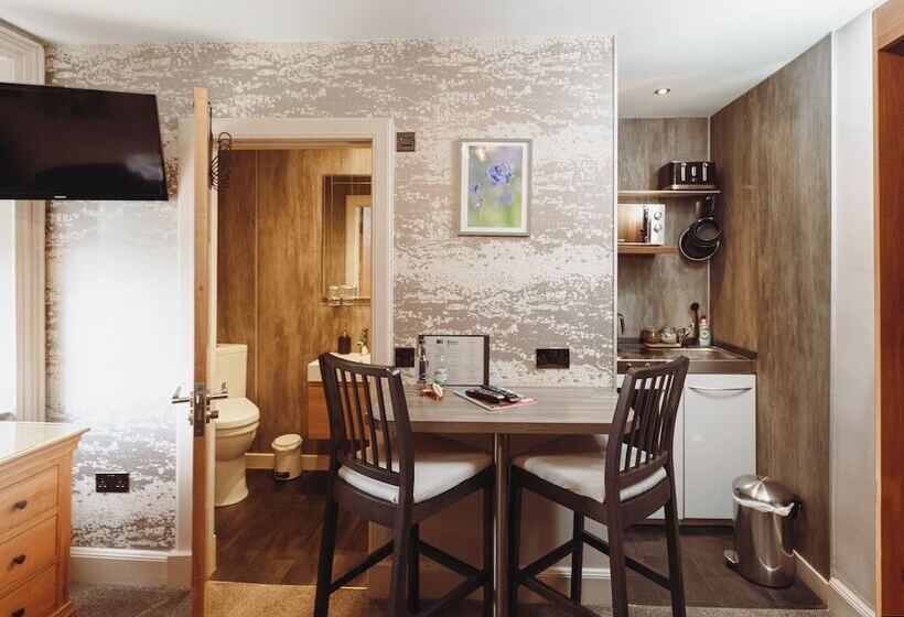 ホテル The Tower Gastro Pub & Apartments