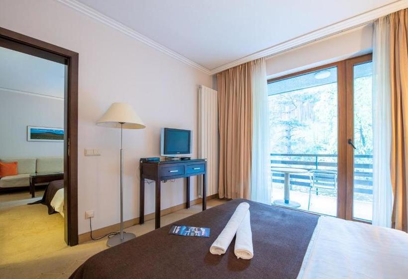 בית מלון כפרי Velina Spa