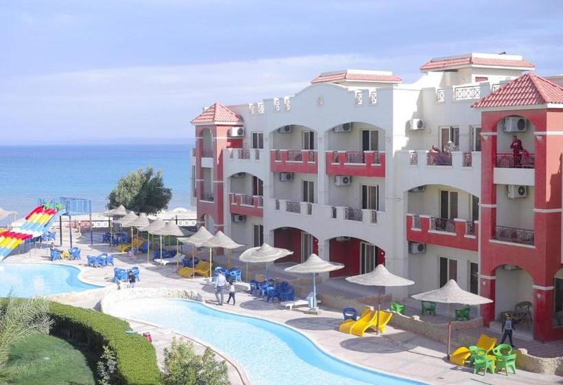 La Sirena Hotel & Resort   Families Only