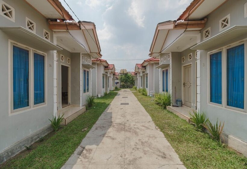 پانسیون Reddoorz Near Watervang Lubuk Linggau 2