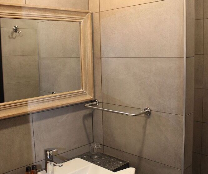 ホテル Clos De La Vaupalière   Rouen