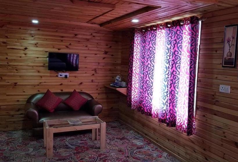 فندق Maharaja Resort Patnitop