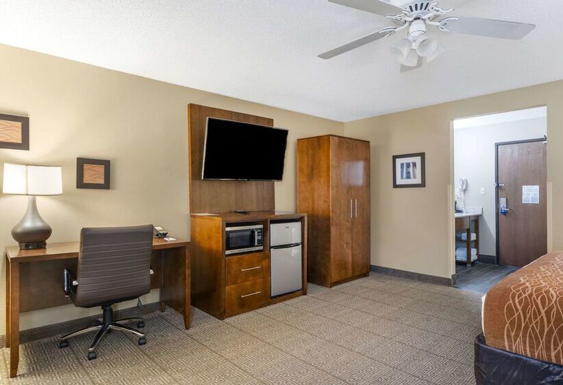 هتل Comfort Inn North Polaris