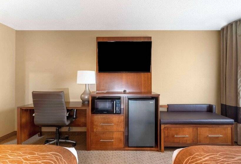 هتل Comfort Inn North Polaris