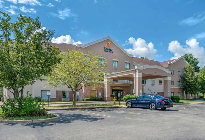 酒店 Comfort Inn & Suites St. Louiso Fallon
