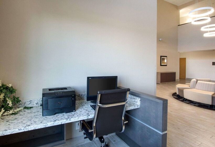 בית מלון כפרי Comfort Suites San Angelo Near University